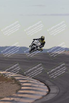 media/Sep-21-2025-Race Pace (Sun) [[98bf33ef95]]/Non Verified/1-Turns 9 and 10 (8am)/